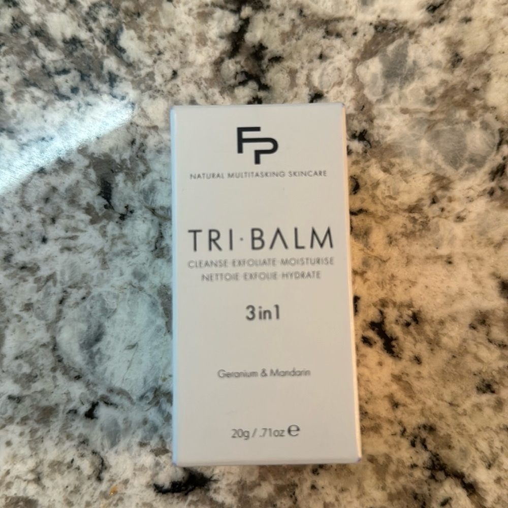 Formulae Prescott Tri Balm
